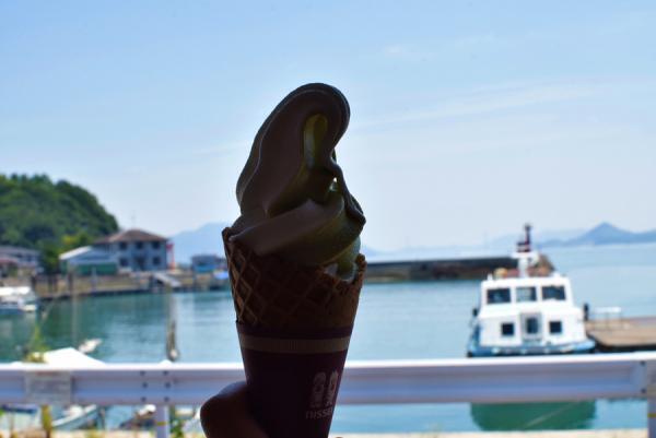 うさぎまみれの島！大久野島でうさぎと触れ合う旅に出る
