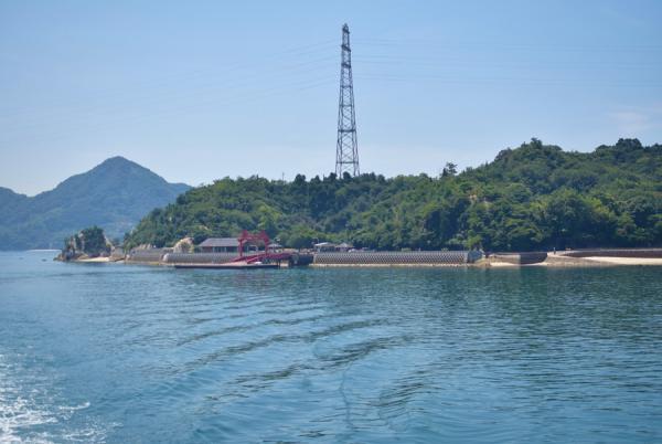 うさぎまみれの島！大久野島でうさぎと触れ合う旅に出る