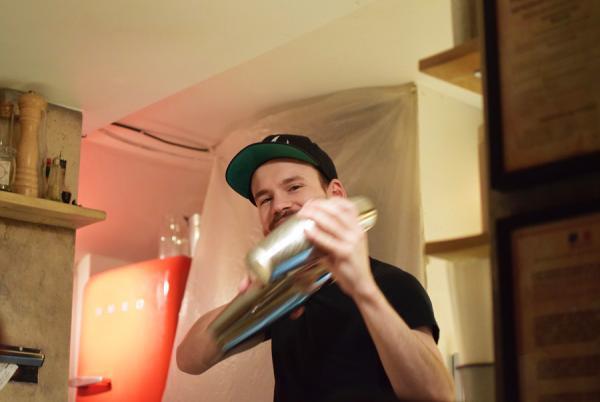 パリで行くべし！電源Wi-Fi完備のお仕事カフェ＆隠れ家バー