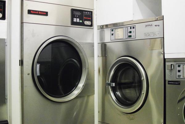 パリで行くべし！電源Wi-Fi完備のお仕事カフェ＆隠れ家バー