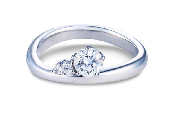 HASUNAのダイヤでプロポーズを。ブライダルリングの画期的な取り組み「プロポーズダイヤモンド」「サンプルリング貸出しサービス」とは