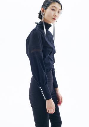 HOLIDAY 2017年秋冬コレクション 越境する自由と繋がる自由