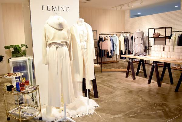 FEMIND TOKYO 2017年冬コレクション 雪のキャンバスに乗せる私色