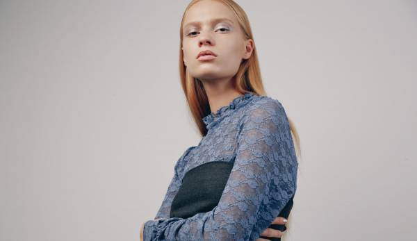 FEMIND TOKYO 2017年冬コレクション 雪のキャンバスに乗せる私色