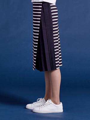 caart. 2018年春夏コレクション 細部まで美しいニュートラルな佇まい