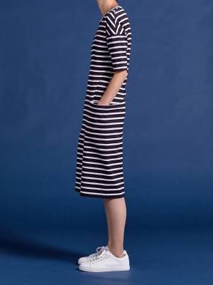 caart. 2018年春夏コレクション 細部まで美しいニュートラルな佇まい