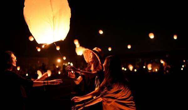 ラプンツェルの輝く夜。日本初上陸のランタンフェスト「The Lantern Fest JAPAN supported by PERRIER」に潜入！