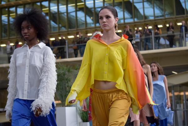 あなたが持っているたくさんの服の話《水曜のケセラセラ》