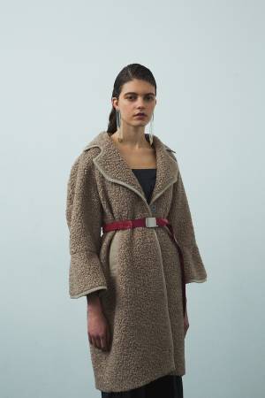 ЯPKO 2017年秋冬コレクション 冬に舞う楽園の鳥たち