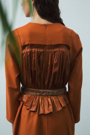 ЯPKO 2017年秋冬コレクション 冬に舞う楽園の鳥たち