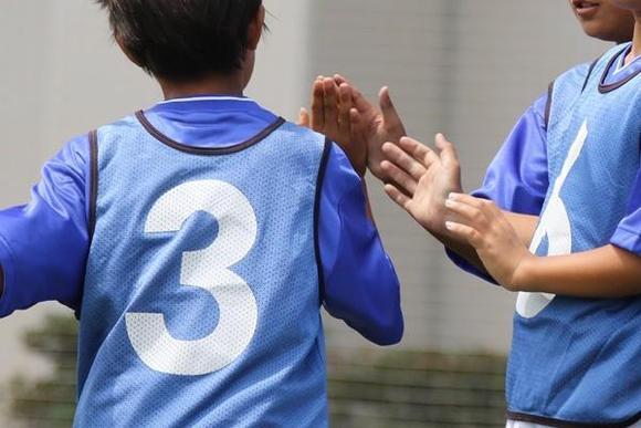 ドリブルを上達させるために大切なのは「距離と角度と一歩を踏み出す勇気」