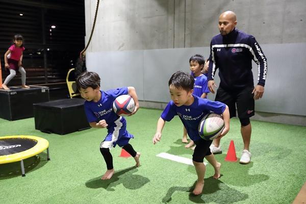 「うちの子運動神経が悪くて」と悩む親必見！「サッカー以前」に必要な運動スキルとは