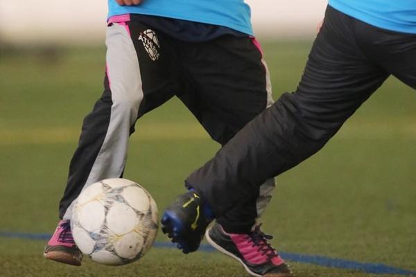 文武両道の強制はNG！　勉強もサッカーも全力で取り組む子になるための習い事との付き合い方