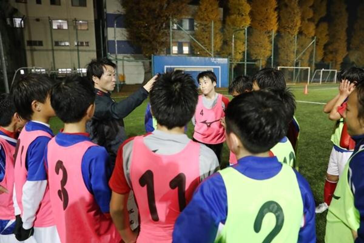 判断力がある子は中学でグッと伸びることも 三菱養和のコーチに聞く サッカーの判断力を高める方法 年2月10日 ウーマンエキサイト 4 4