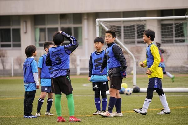 コロナウイルス感染拡大。少年サッカーで考えたい五つの提言