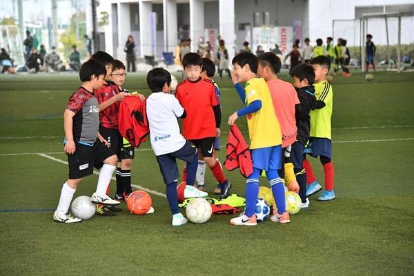 自分一人でできる技を磨いても「サッカー」は上手くならない。技術より相手の気持ちを考えられる子が良い選手とされるワケ