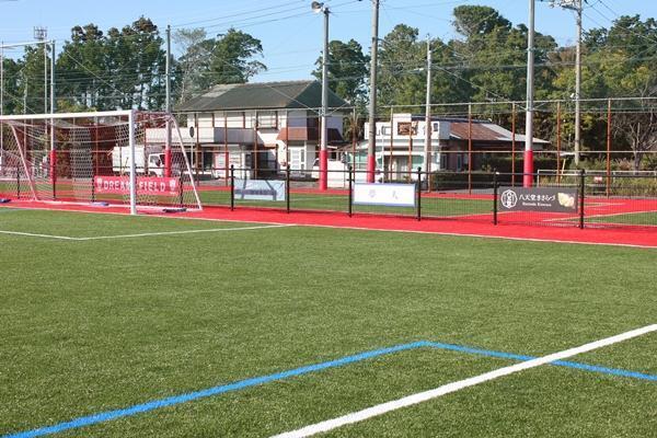 「失敗したからと諦めないで」元Jリーガー、カレン・ロバートさんが育成年代の選手に伝えたいこと