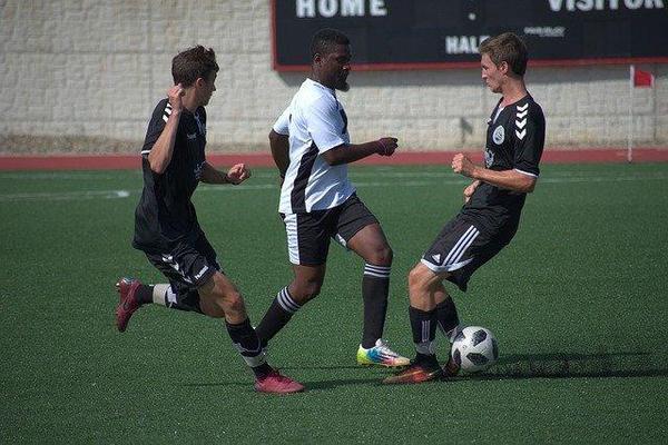 ゲーゲンプレスとは? 意味から具体的な種類まで解説