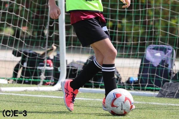 サッカー経験者だが感覚でやってきたので教え方がわからない。U-8からU-12年代は何から教えればいい？