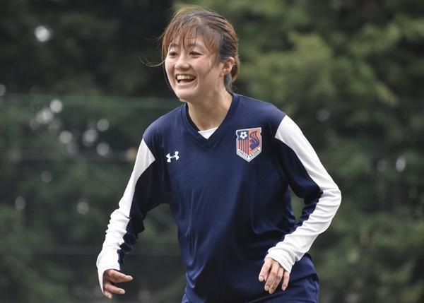 ただ走るのではなく、自分をチームにどう生かすかを考えて走るとプレーの質が上がる！　文武両道の女子サッカー選手が語る「考える」ことの大切さ