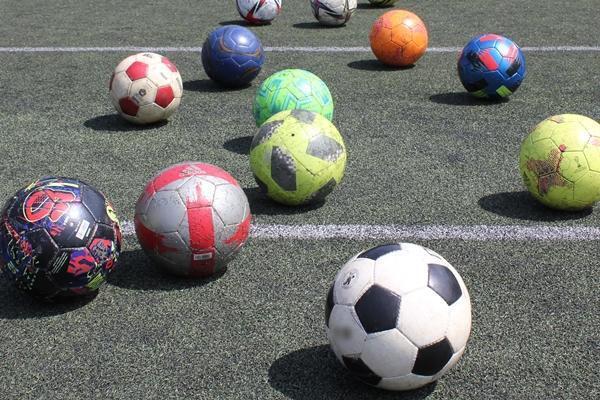 【指導者の声を聞かせてください】保護者対応の悩みアンケート実施中