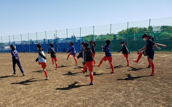 「私はサッカーをしに来ている！」とある女子チームの指導者を我に返らせた子どもたちの声