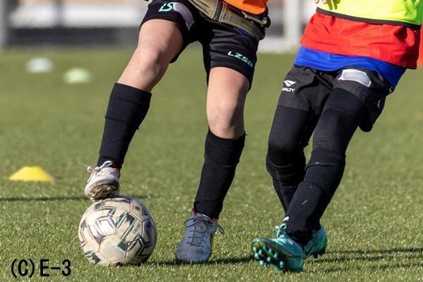 やらないなら出て行けと５歳児に言うコーチに腹が立ちます問題