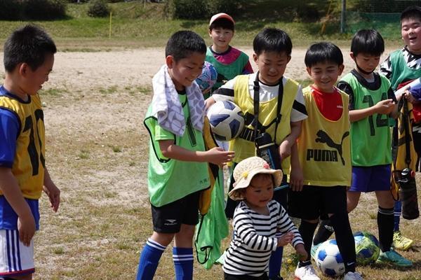 子どものサッカー「夏は練習休み」と言われたらどうする？　夏休みを決めたチームの保護者達の声