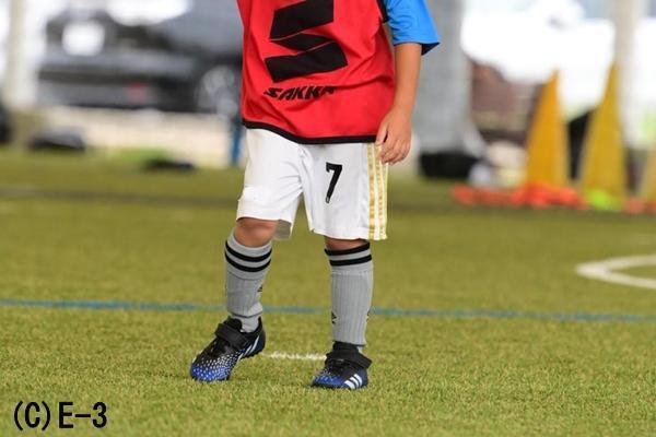 練習中なのに砂遊びに行ってしまう。トレーニングに集中できない未就学児を一緒にサッカーさせるにはどうしたらいい？