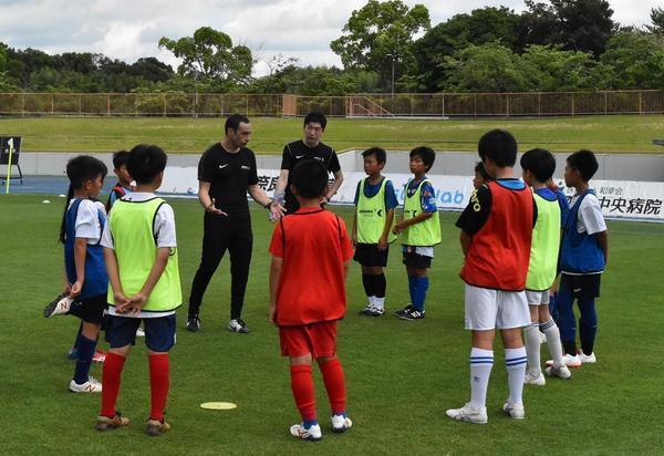 パリ・サンジェルマンでダイレクターを務めた指導者が語る、スペインと日本で育成年代の選手における11の違いとは？