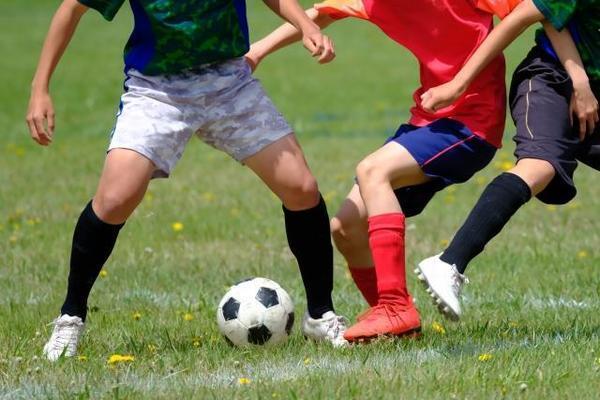 たくさん練習することを「頑張っている」と喜ぶ親や指導者がいるけど、正しいの？　練習しすぎの影響を教えて