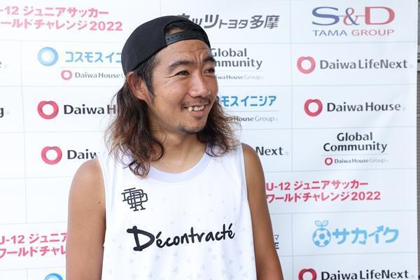 止める、蹴る、運ぶを向上させながら中学以降で活かせる指導。子ども本来の姿と「サッカーを楽しむ」を大事にするYF NARATESOROの指導哲学