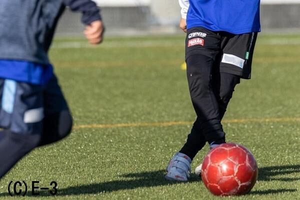 サッカーの各ポジションの役割、動く範囲やポジショニングを効率的に教える方法はある？