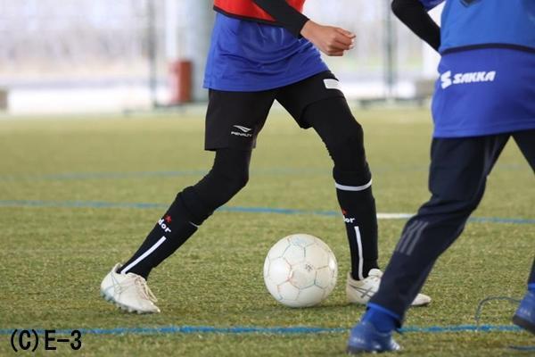 ドリブル＝一人で突っ込む、独りよがりと認識する保護者が多い。ドリブルもスキルを高めるのはダメなのか。いいメニューがあれば教えて