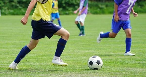 控えは基本的な動きも指導されず放置、スタメンと控えで指導に差がありツライ問題