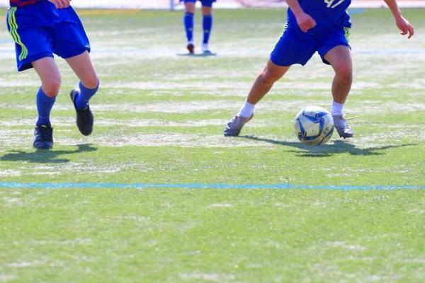 ポジションの意識がない低学年の団子サッカーを解消したい、子どもたちに伝わる言い方を教えて