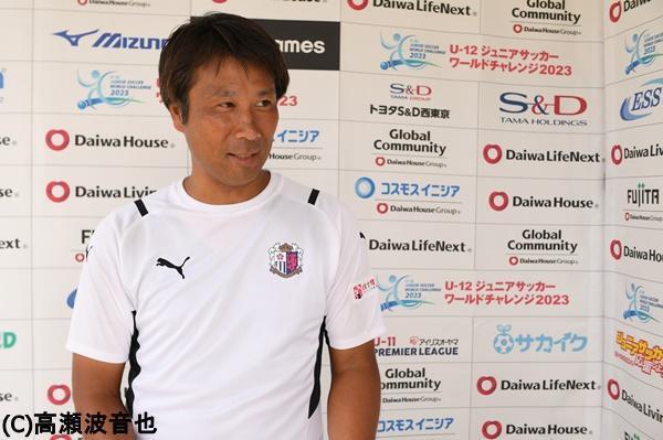 「止めて蹴る」ではなく「止めながら運ぶ」へ　止める蹴る運ぶのクオリティを高めるためにセレッソ大阪が取り組むこと