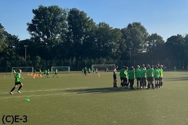 ドイツの育成現場に見る、日本もマネしたい「サッカーを通じて保護者も楽しめる環境」とは