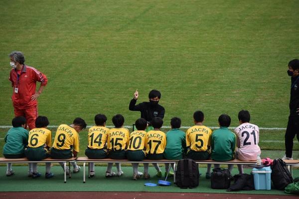 サッカーノートの使い方で練習の濃度がぐっと上がる！　JACPAのコーチとしつもんメンタルの藤代さんが語る「選手を伸ばすサッカーノート」活用法