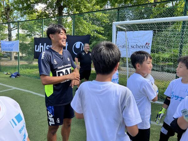 ゴール前での1対1、シュートをキャッチかセーブか、GKの判断ミスで失点しないための状況判断を身につける方法