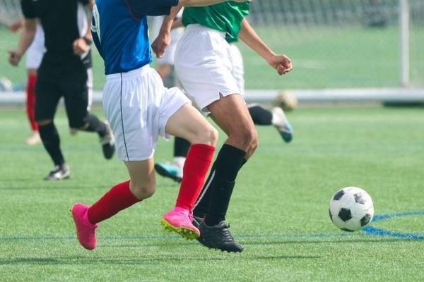 「書く」ことが認知能力を高める！　小学生年代はサッカーノートを手書きした方が良い理由