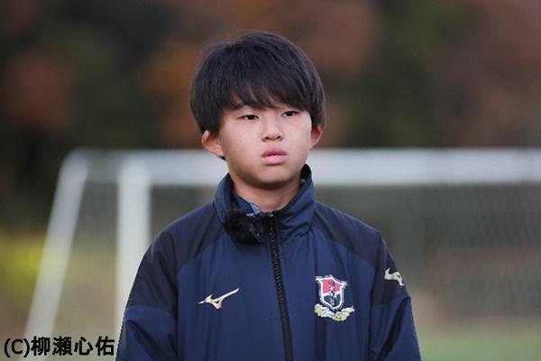 今まではドリブルでの仕掛けが怖かったけどノートの活用で克服できた　ロヴェスト神戸中学１年生がサッカーノートを書き始めて感じた変化