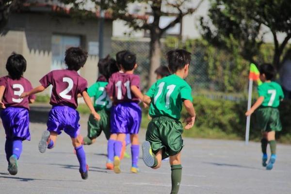 高熱でも試合に行かせる？　学校行事よりも優先？　チームの保護者が熱心すぎて怖いです問題