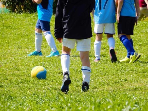 試合があることさえ知らされない息子が情けない。移籍したほうがいいかな問題