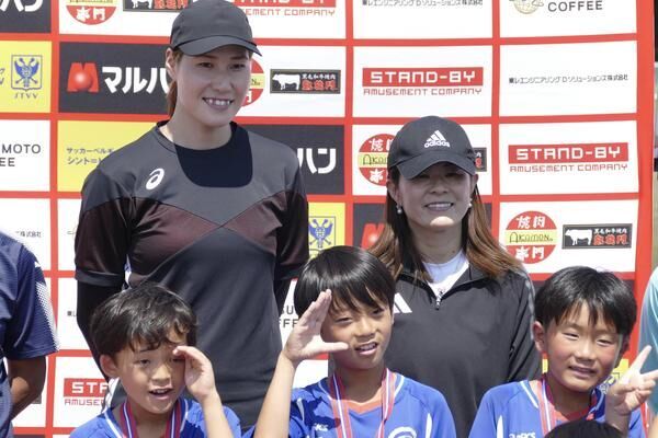 澤穂希さんら見守る中、少年サッカー大会「マルハン×シント=トロイデンVVカップ」が開催