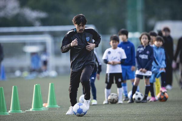 2児の父・松井大輔さんが語る、サッカー少年少女が「楽しい」「上手くなりたい」と思うようになる親のかかわり方