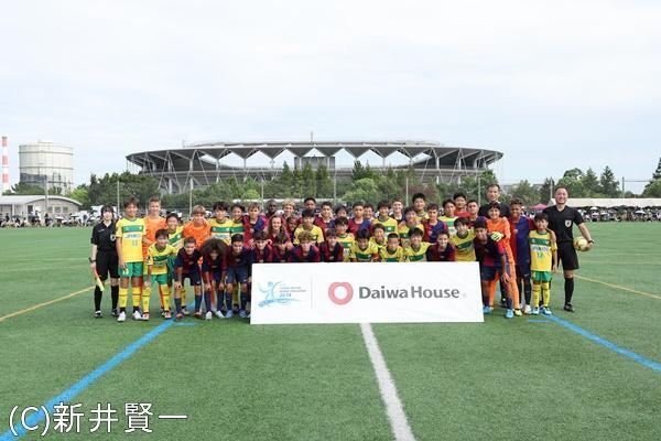 バルセロナは2連勝で早くも決勝トーナメント進出決める　ワールドチャレンジ初日結果