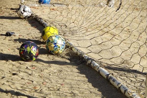 最後の試合も上手な下級生優先でわが子ひとりだけほぼ出場なし。これまでしてきたチームへの手伝いは間違っていたのか問題