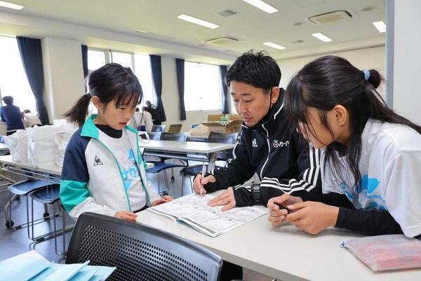 【キャンセル待ち受付中】2月15日開催　子どもの「考える力」を育てることでサッカー選手としても伸びる理由／サカイク保護者セミナー（無料）