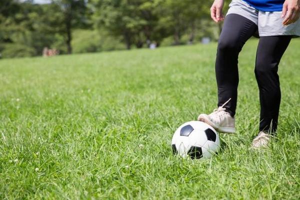 試合会場での着替え、おしゃれなイメージなし、GK不足......　女子サッカー普及の課題、解決の糸口は？